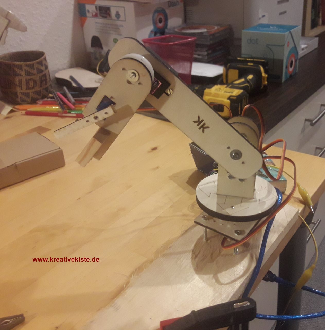 lasercut arduino roboter arm selber bauen 1
