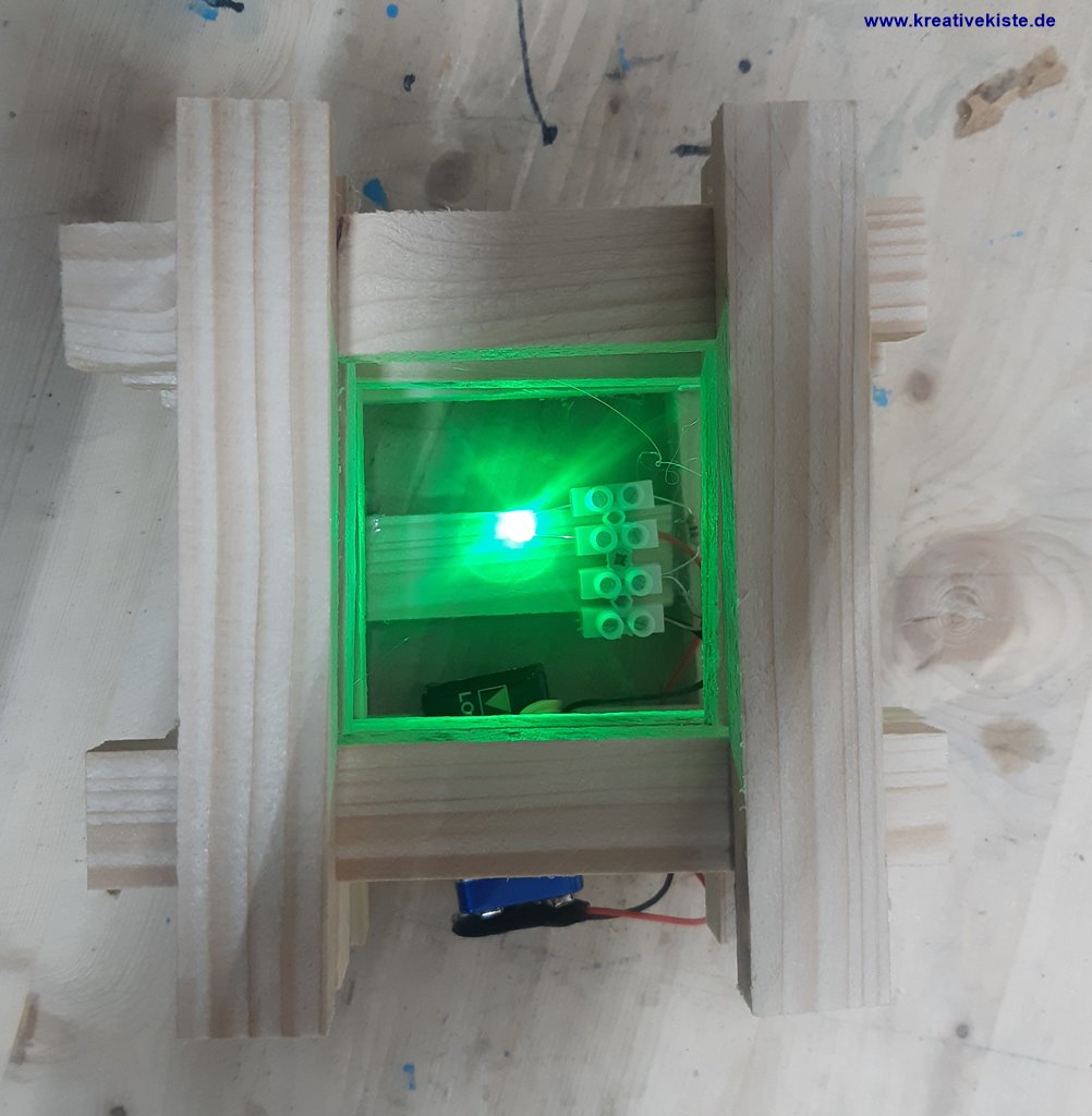 Holz LED RGB Lampe selber bauen basteln mit jungs 7