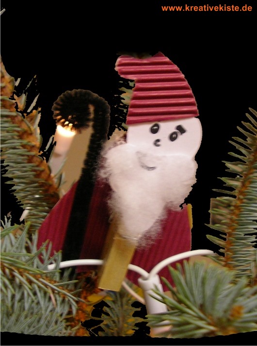 3-weihnachtsmaenner-und-Engel-aus-Waescheklammern-basteln