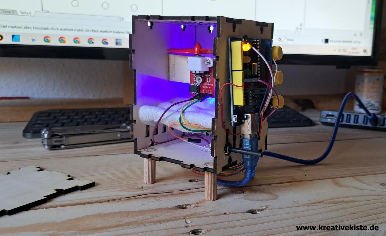 2 MINT Experiment Luftreiniger Modell mit Hepa Filter UV C Lampe